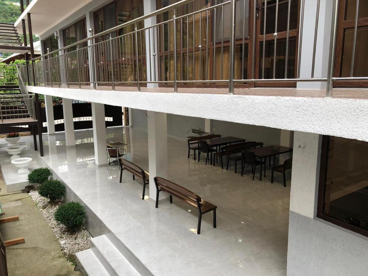 Отель "Дея" Gagra Exterior photo